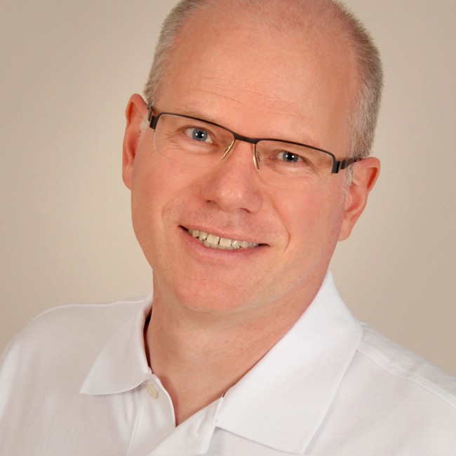 Dr. med. Claas Schulze, Penulis pertama kajian